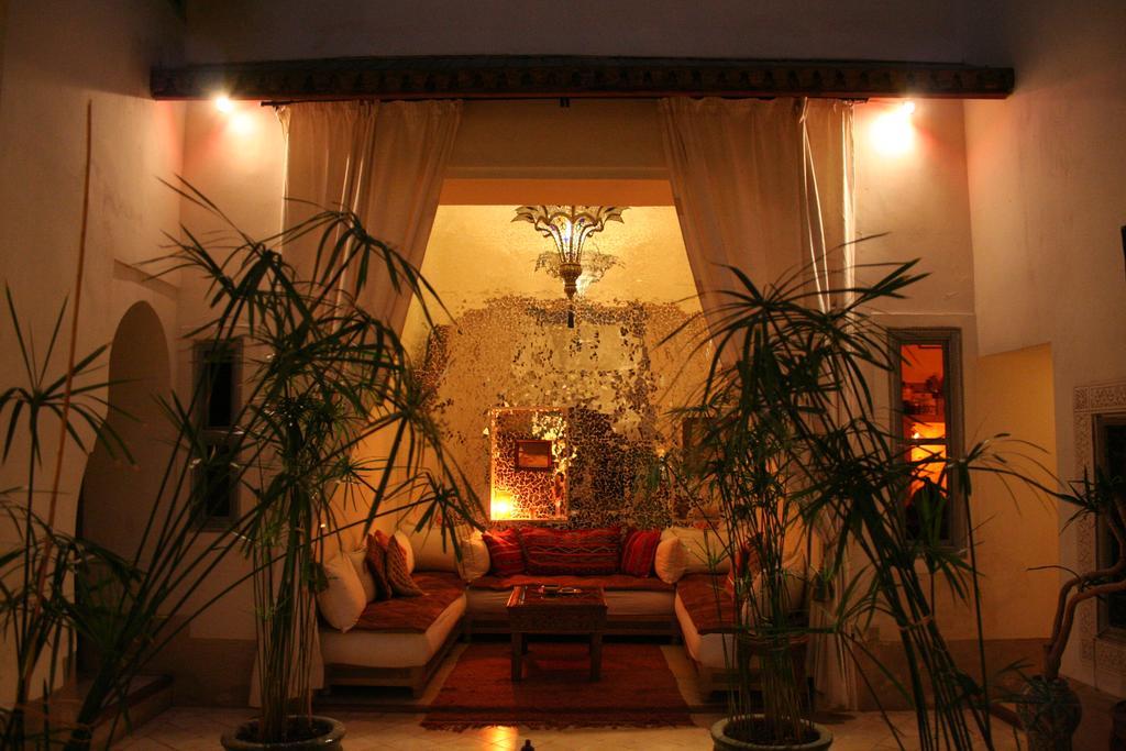 Riad Dar Oulhoum Marrakesh Bagian luar foto