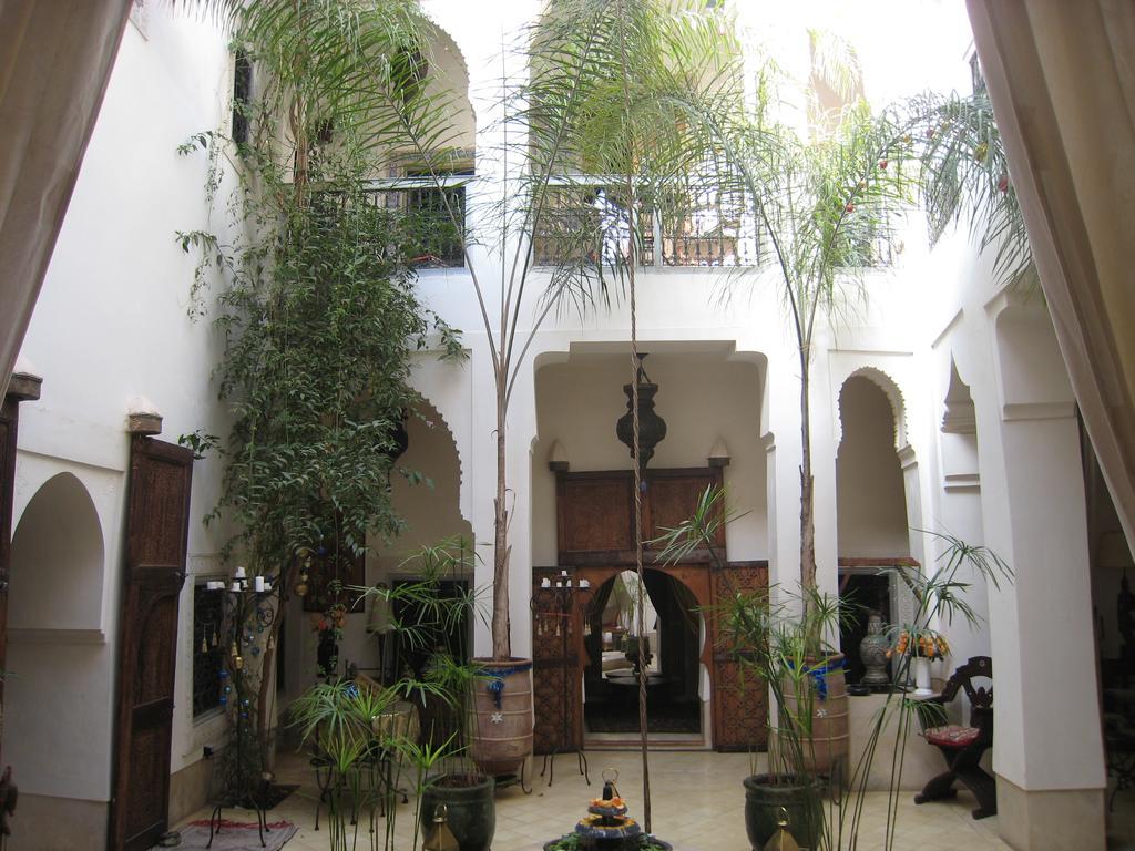 Riad Dar Oulhoum Marrakesh Bagian luar foto