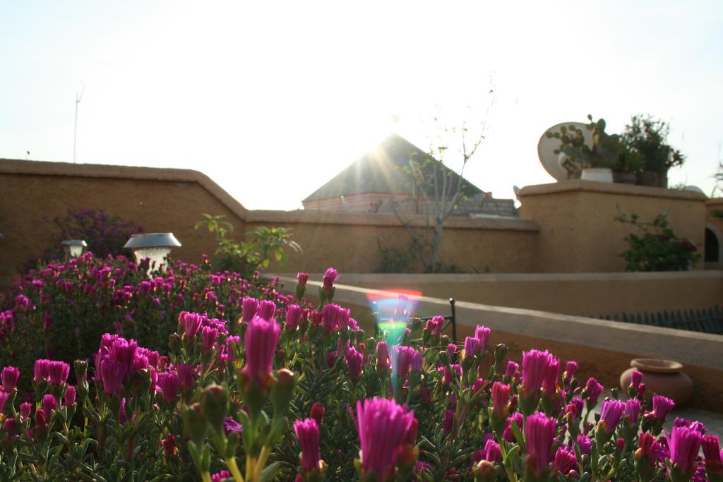 Riad Dar Oulhoum Marrakesh Bagian luar foto